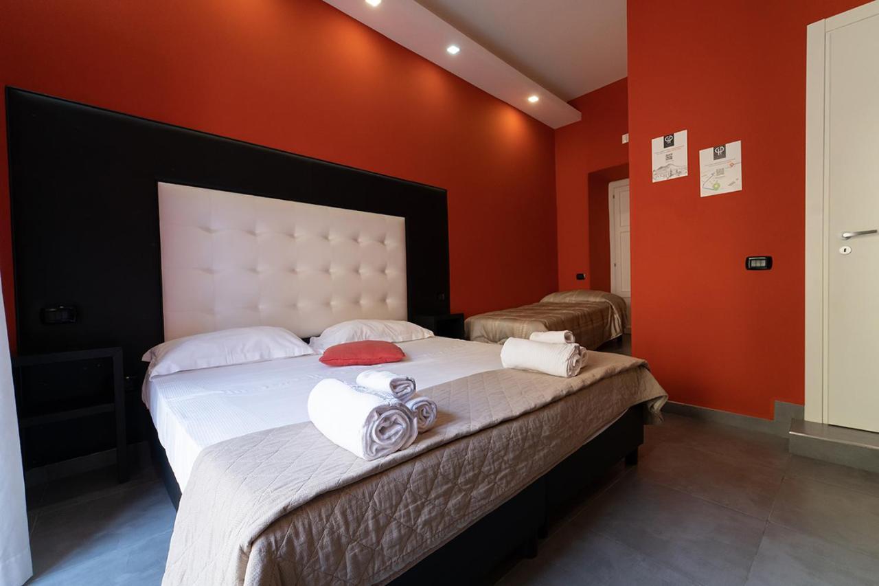 מלון Royal House Napoli Centro, By Clapa Group מראה חיצוני תמונה