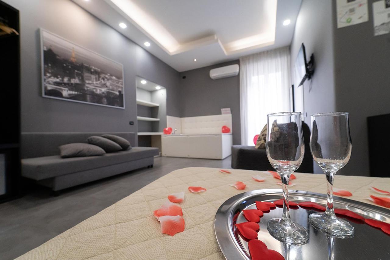מלון Royal House Napoli Centro, By Clapa Group מראה חיצוני תמונה