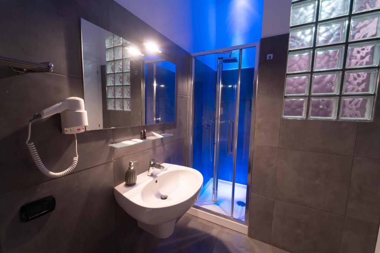 מלון Royal House Napoli Centro, By Clapa Group מראה חיצוני תמונה