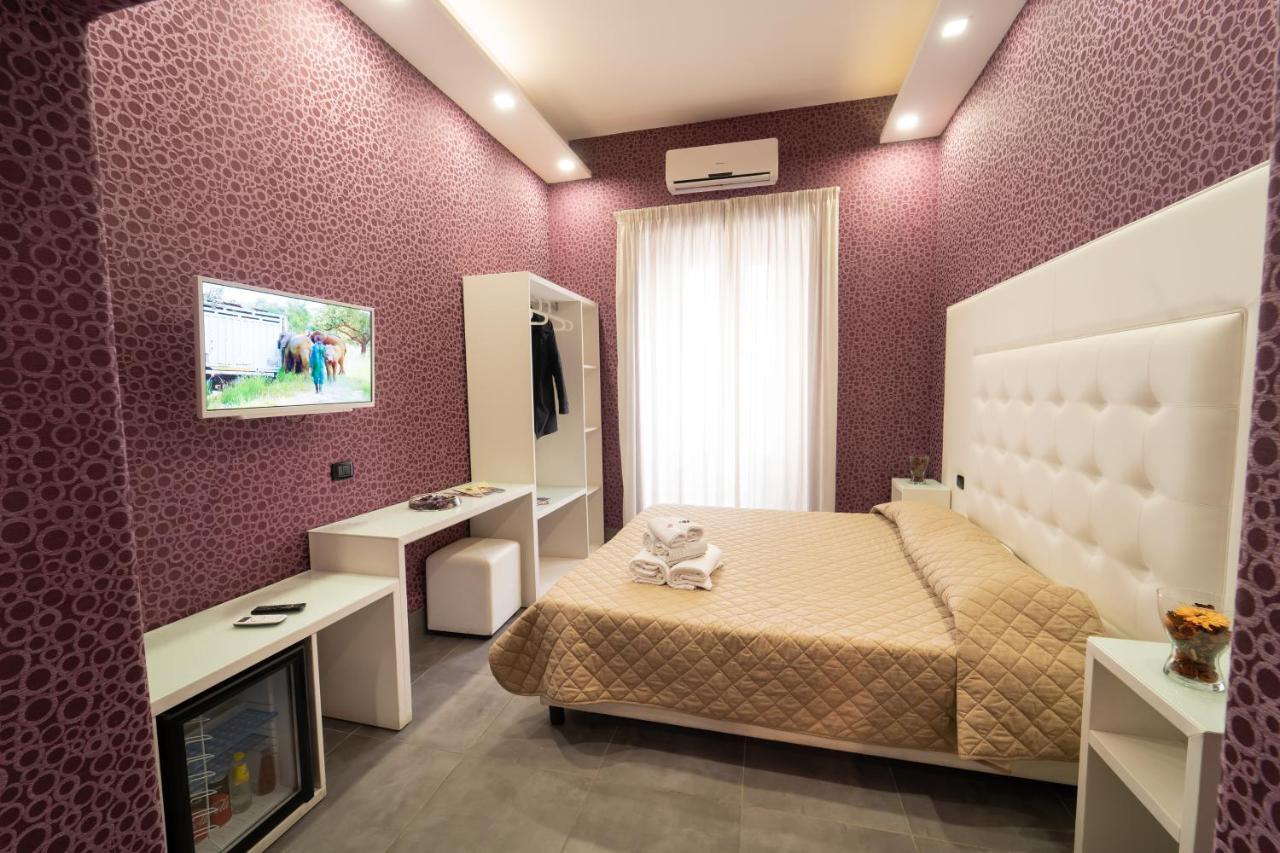 מלון Royal House Napoli Centro, By Clapa Group מראה חיצוני תמונה